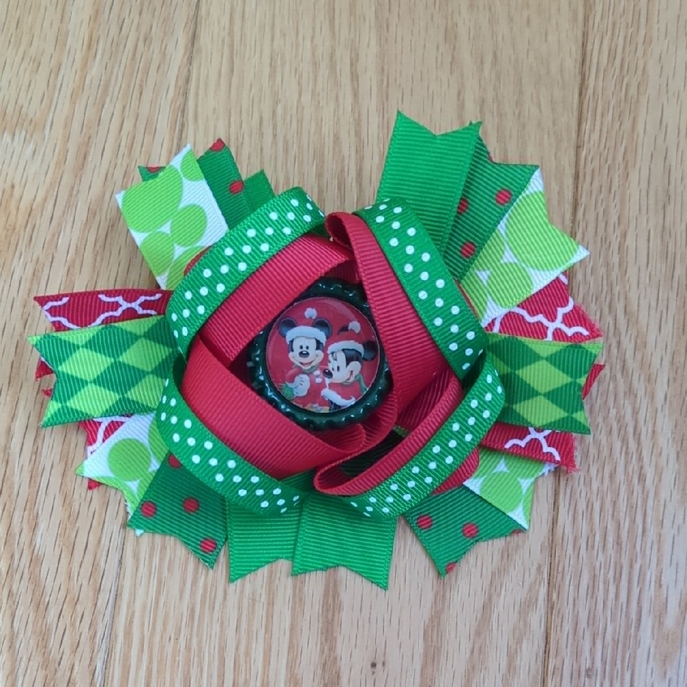 Green and Red Bow with Cartoon Center